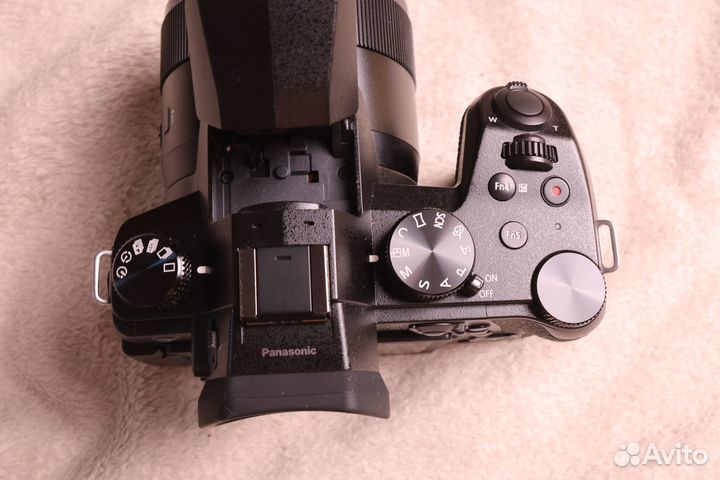 Panasonic Lumix FZ1000 II