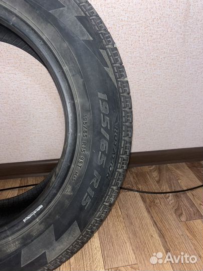 Pirelli Ice Zero 195/65 R15 95