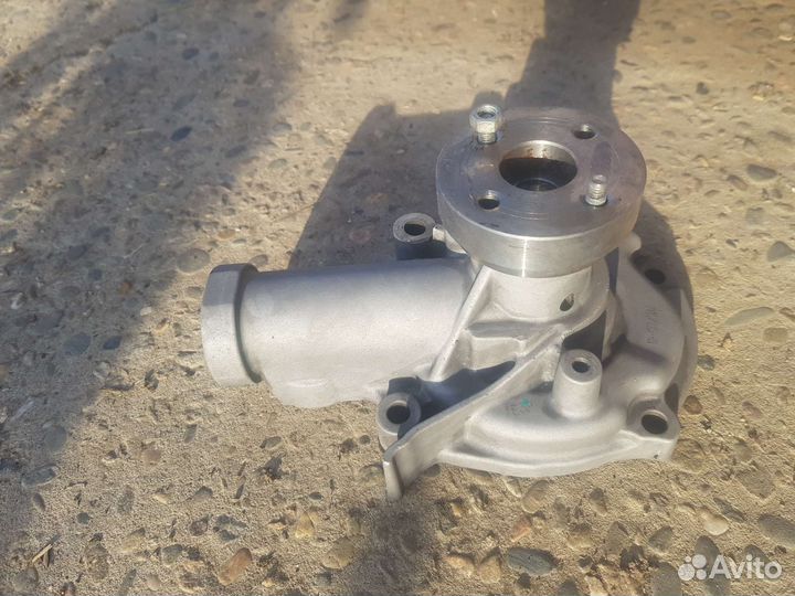 Помпа Mitsubishi Galant/Space Wagon/Chariot