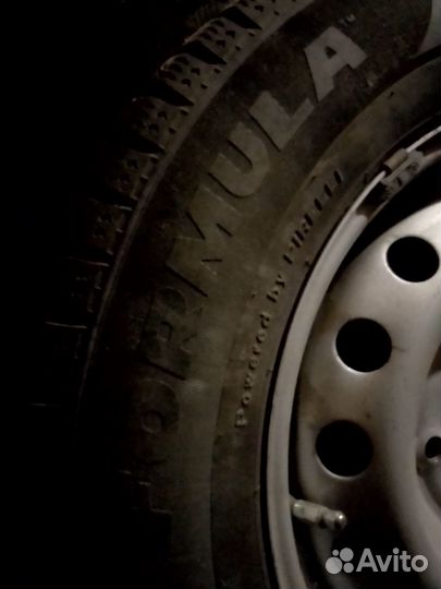 Formula Ice 215/65 R16