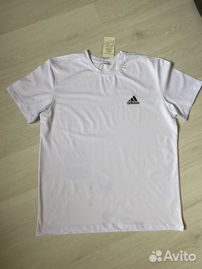 Футболка мужская новая