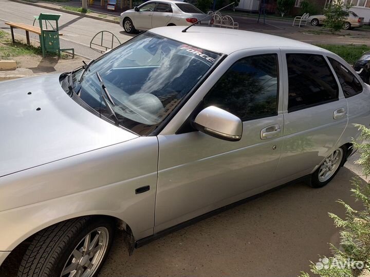 LADA Priora 1.6 МТ, 2011, 200 000 км