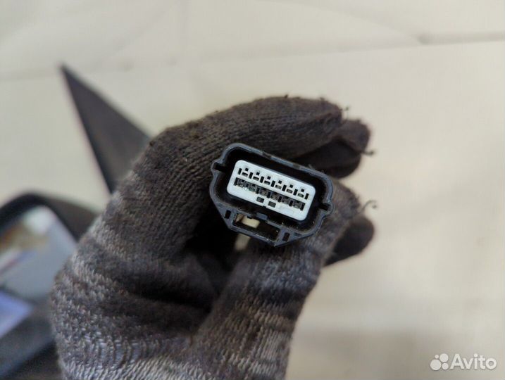 Зеркало боковое левое Nissan Navara
