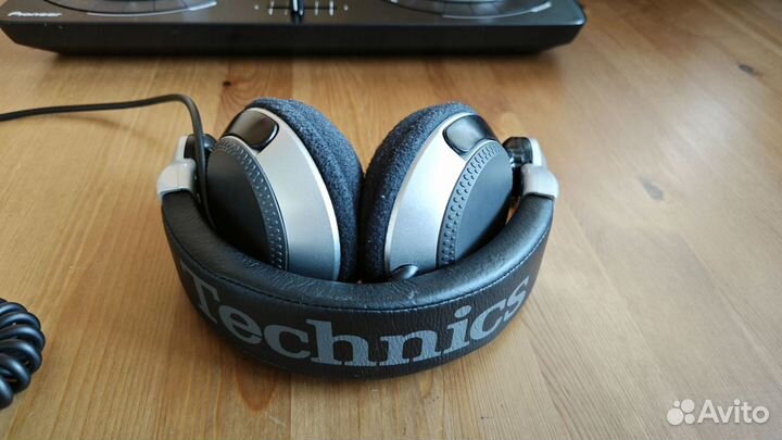 Контроллер Pioneer Wego 3 + technics RP-DJ 1210