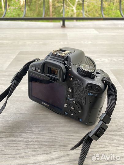 Зеркальный фотоаппарат canon 550d