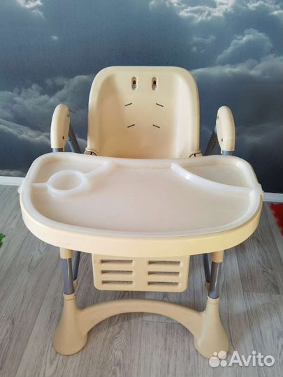 Стул для кормления