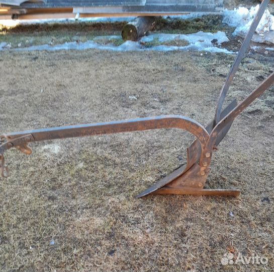 Конный плуг