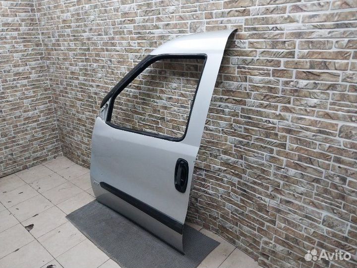 Дверь передняя левая Opel Combo D A13FD 1.3 2014
