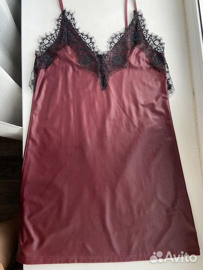 Платье в бельевом стиле