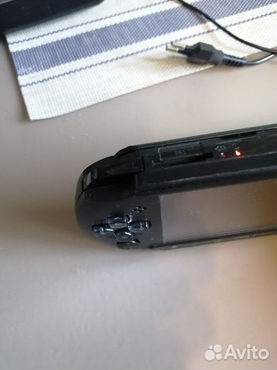 Sony psp e1008