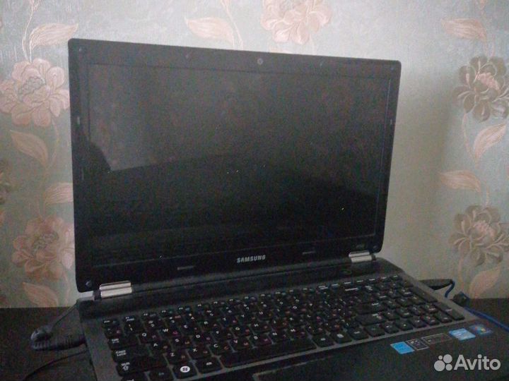 Ноутбук Samsung RC530