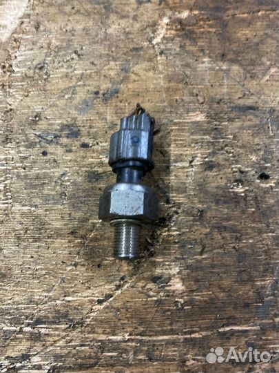 Датчик детонации Тойота Гайа