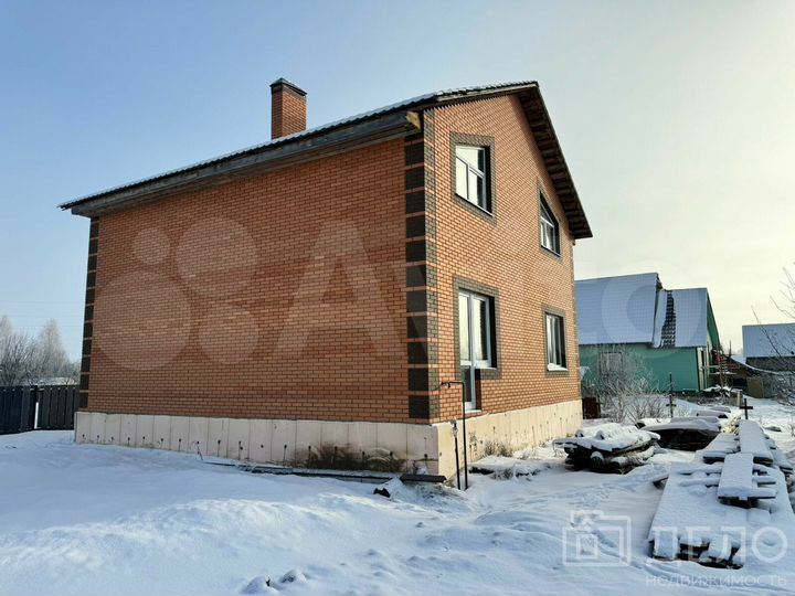 Дом 158,8 м² на участке 9,6 сот.