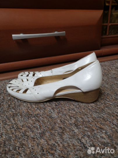 Туфли женские