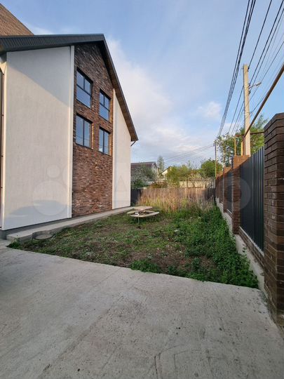 Дом 265 м² на участке 6 сот.