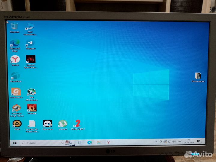 Монитор LG 22 дюйма. Широкоформатный