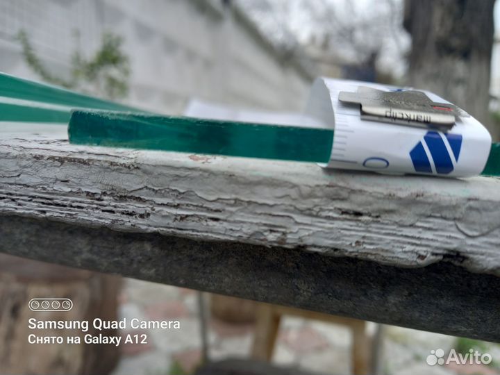 Стеклянные полки и эпоксидный клей