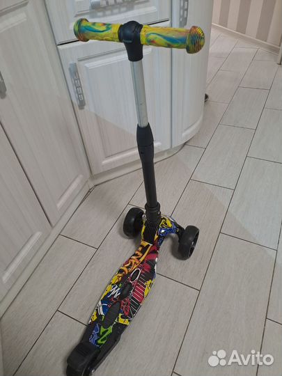Самокат детский трехколесный бу