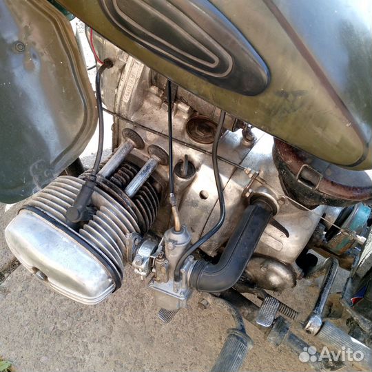 Урал ретро 8.103