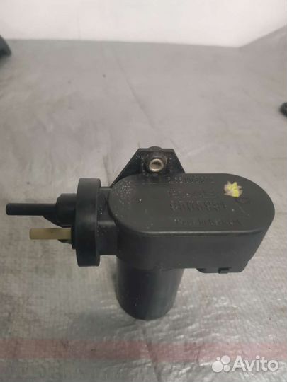 Насос вакуумный круиз контроля Вольво 740-940