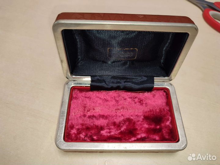 Футляр для бритвннного прибора