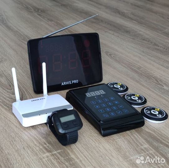 Кнопка вызова официанта комплект с часами и табло