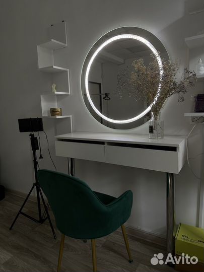 Сдам в аренду место для бровиста/визажиста