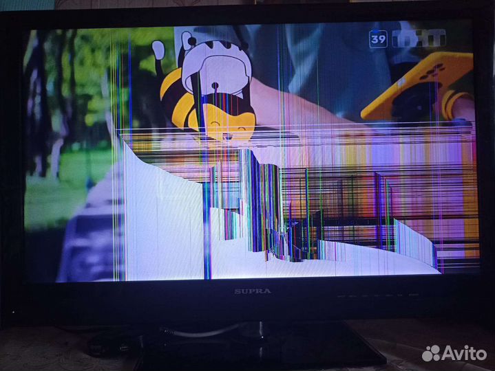 Телевизор на запчасти