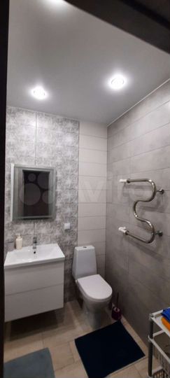 2-к. квартира, 70 м², 2/9 эт.