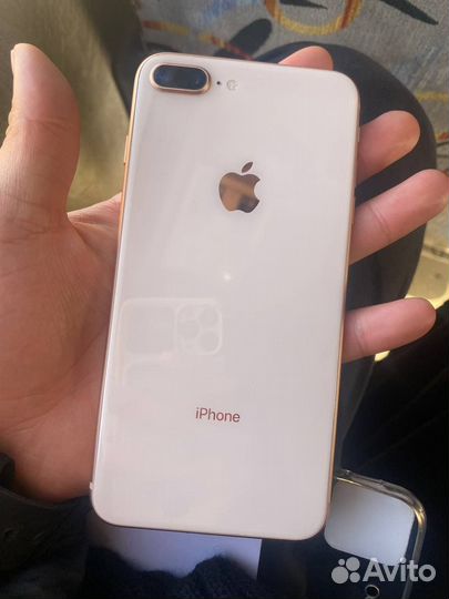 iPhone 8 Plus, 64 ГБ