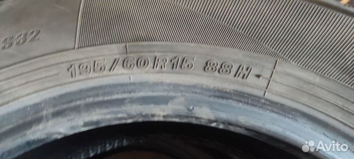 Yokohama BluEarth-ES ES32 195/60 R15 88H