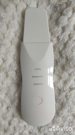 Прибор для ультразвуковой чистки лица