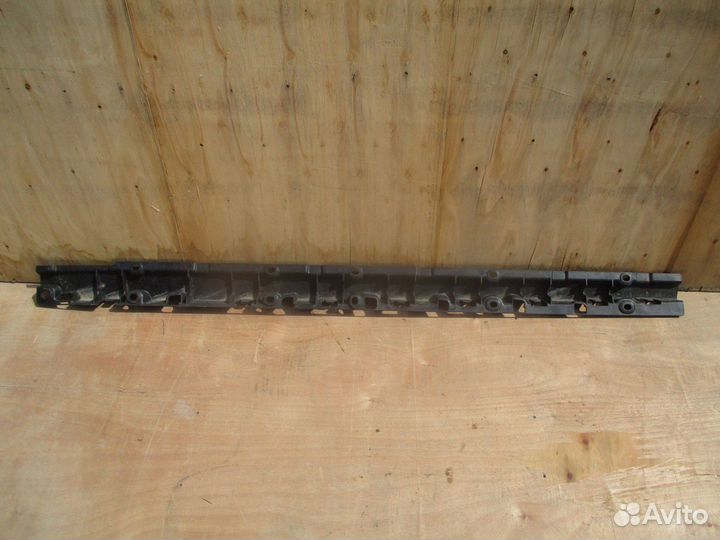 Кронштейн накладки на порог BMW X5 (E70)