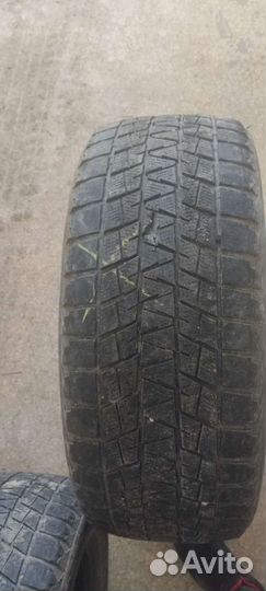 Bridgestone Blizzak DM-V1 265/45 R20 106R
