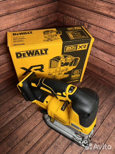 Лобзик dewalt dcs334