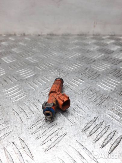 Форсунка Ford C-Max минивен 1.8 qqdb 2009