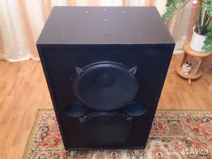 Сабвуфер Концертный Студийный JBL 4648a