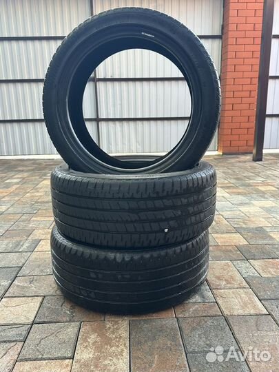 Bridgestone Blizzak SR02 6/45 R18