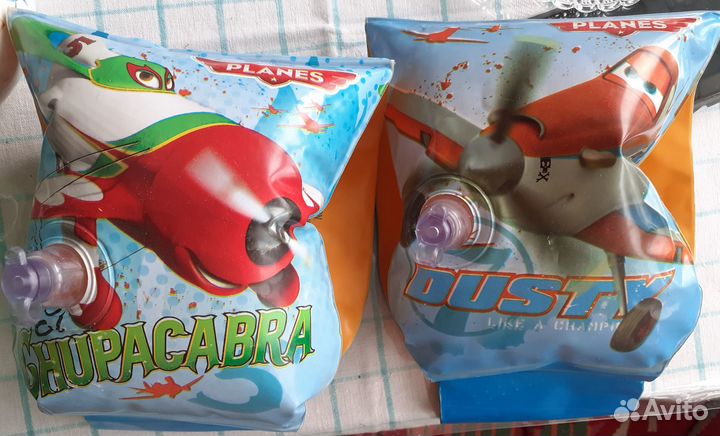 Детский жилет, нарукавники, матрас