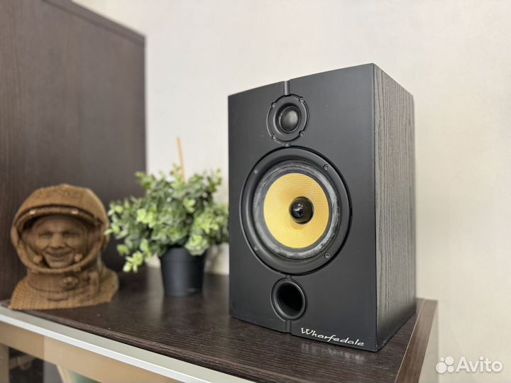 Wharfedale diamond 8.1 полочные колонки