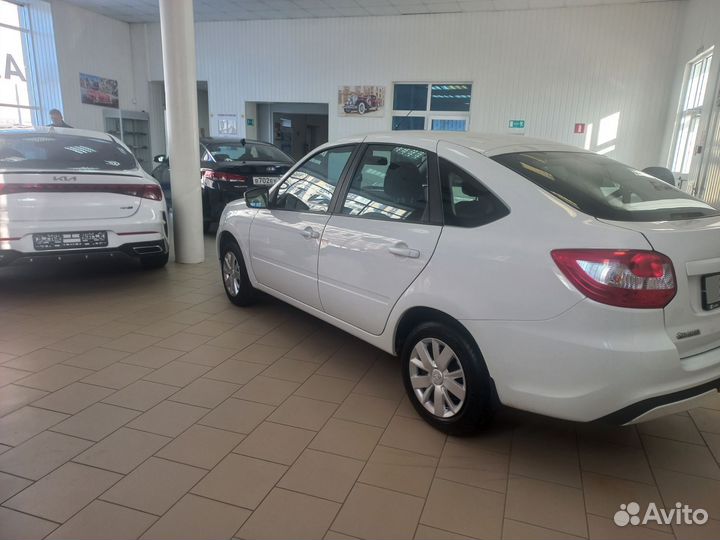LADA Granta 1.6 МТ, 2023, 26 000 км