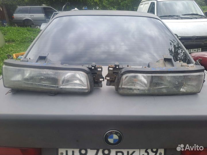 Фары передний левая правая Мазда 626