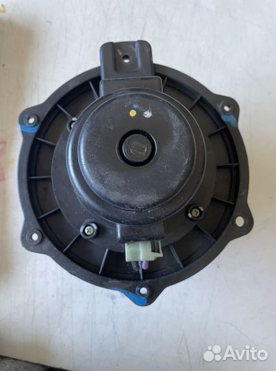 Моторчик отопителя Chevrolet Lacetti