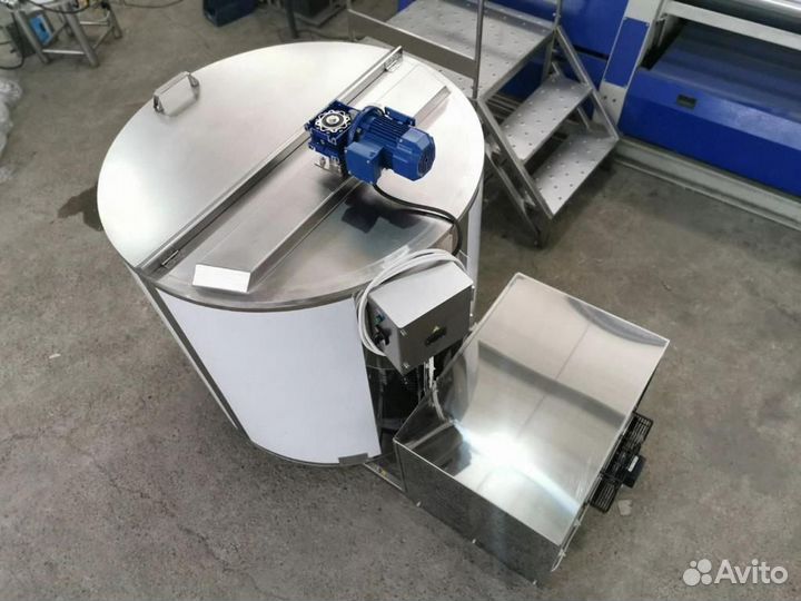 Охладитель молока / Молочный танк 500 л