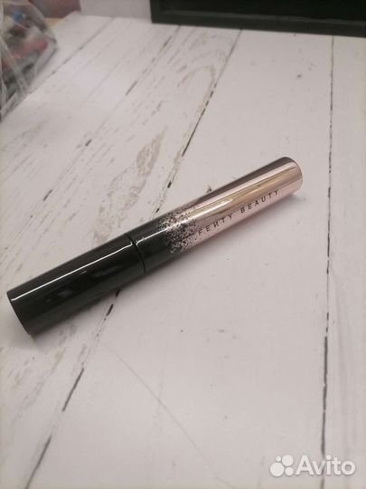 Тушь для ресниц чёрная fenty beauty большая