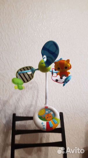 Мобиль на детскую кроватку