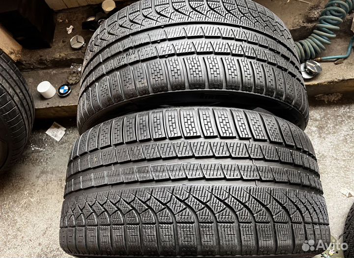 Pirelli P Zero Winter 285/30 R22