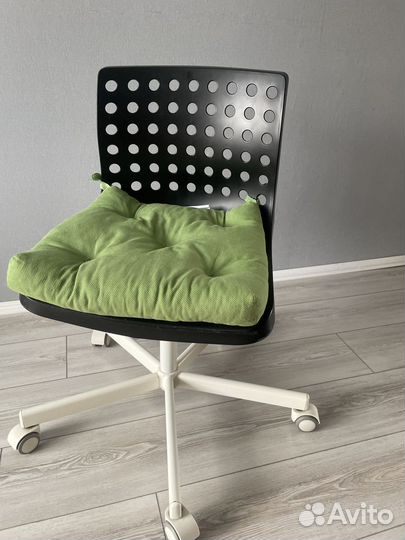 Компьютерный стул