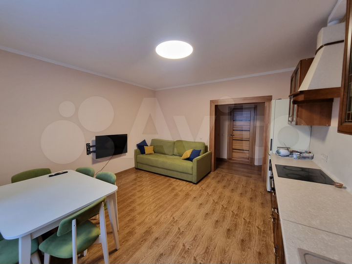 3-к. квартира, 88 м², 2/25 эт.