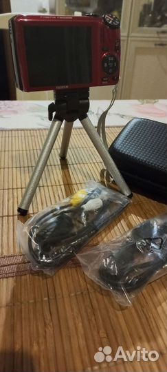 Компактный фотоаппарат